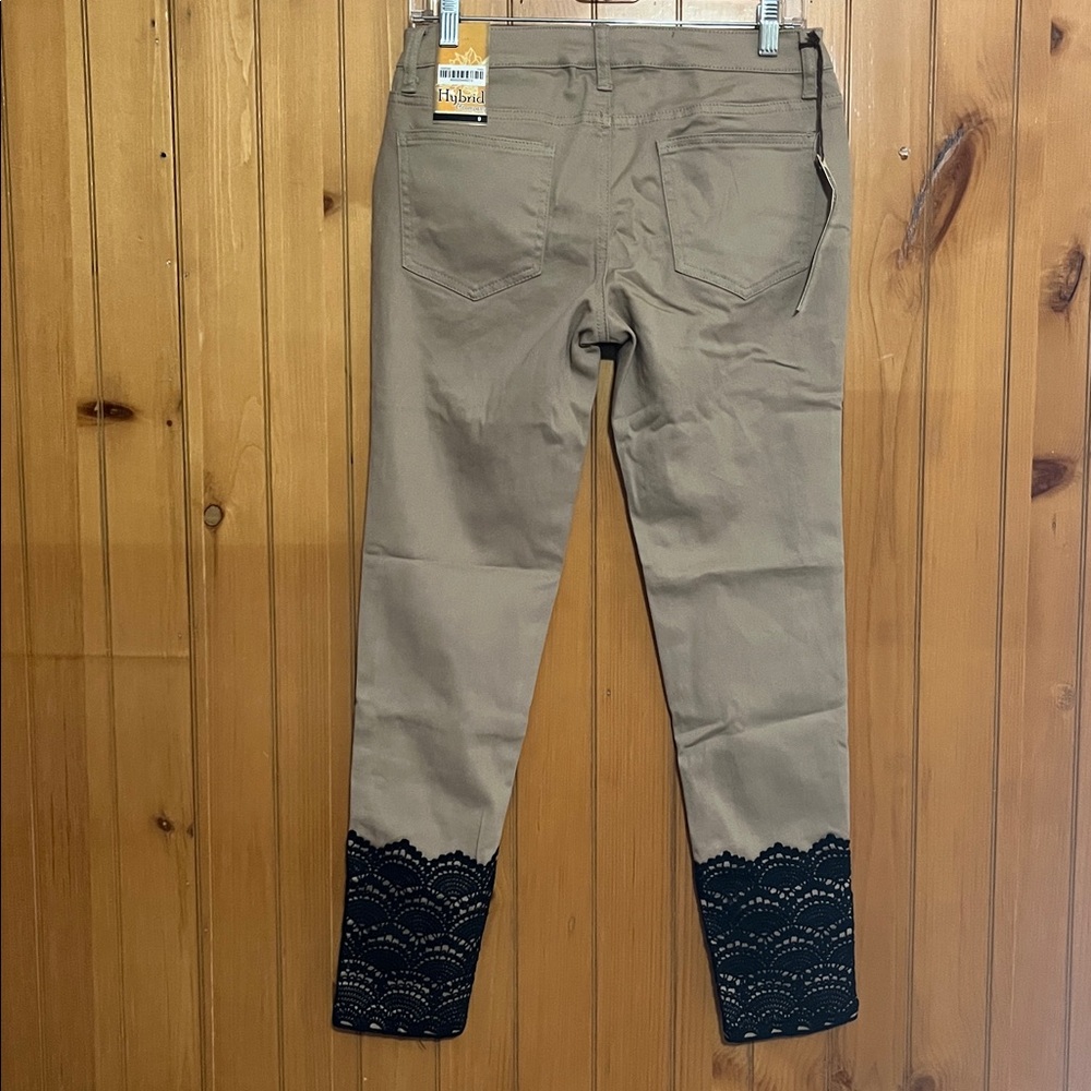 Hybrid & Company Super Stretch Booty Lift Skinny Jeans - Picture 6 of 8